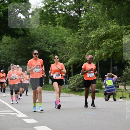 15.06.2025 - REWE Women's Run Dr. Thomas Lammeyer http://msf.ph/oto/7933170 15.06.2025 09:16:54 Laufen 019, 10099, 10538, 10474 meine-sportfotos.de