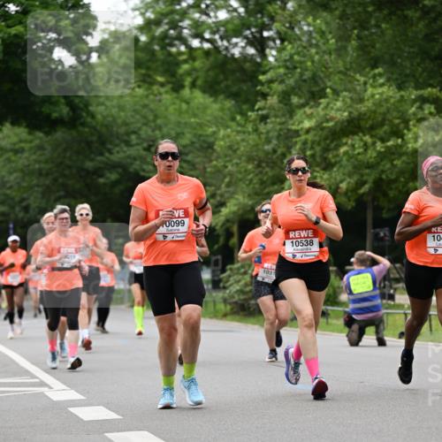 15.06.2025 - REWE Women's Run Dr. Thomas Lammeyer http://msf.ph/oto/7933197 15.06.2025 09:16:55 Laufen 0099, 100, 10538 meine-sportfotos.de
