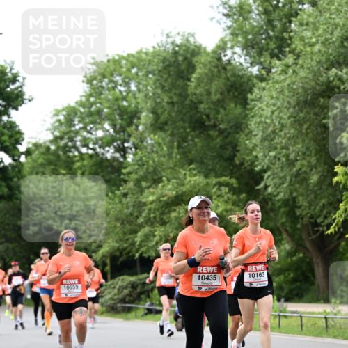 15.06.2025 - REWE Women's Run Dr. Thomas Lammeyer http://msf.ph/oto/7933442 15.06.2025 09:17:16 Laufen 10435, 10163, 10659 meine-sportfotos.de