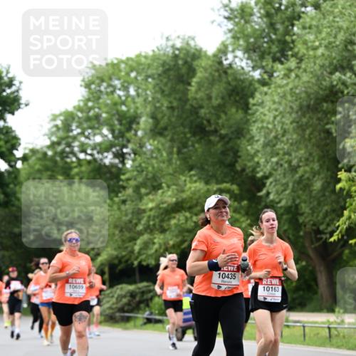 15.06.2025 - REWE Women's Run Dr. Thomas Lammeyer http://msf.ph/oto/7933446 15.06.2025 09:17:16 Laufen 10659, 10435, 10163, 14 meine-sportfotos.de