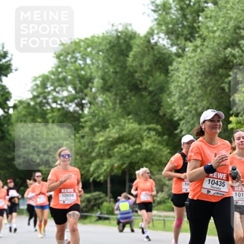 15.06.2025 - REWE Women's Run Dr. Thomas Lammeyer http://msf.ph/oto/7933463 15.06.2025 09:17:17 Laufen 10659, 10, 10435, 1016 meine-sportfotos.de