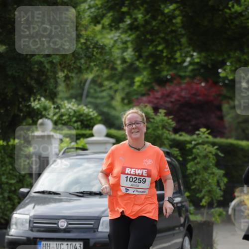 15.06.2025 - REWE Women's Run Jannik Wohlers http://msf.ph/oto/7933499 15.06.2025 08:33:38 Laufen 1043, 10259 meine-sportfotos.de
