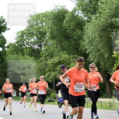 15.06.2025 - REWE Women's Run Dr. Thomas Lammeyer http://msf.ph/oto/7933573 15.06.2025 09:17:22 Laufen 10588, 10241, 10319, 673, 10289, 366 meine-sportfotos.de