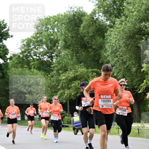 15.06.2025 - REWE Women's Run Dr. Thomas Lammeyer http://msf.ph/oto/7933578 15.06.2025 09:17:22 Laufen 102, 10588, 10319, 1067, 10289, 10366, 4 meine-sportfotos.de