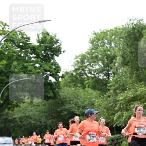15.06.2025 - REWE Women's Run Dr. Thomas Lammeyer http://msf.ph/oto/7933643 15.06.2025 09:17:36 Laufen 1001, 100, 10193, 10070, 10754 meine-sportfotos.de