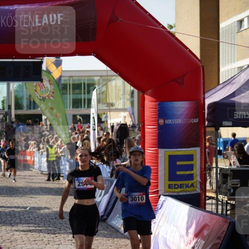13.06.2025 - Holstenköstenlauf Felixshl http://msf.ph/oto/7933650 13.06.2025 18:03:15 Laufen 2073, 2164, 2213, 2214, 2875, 2914, 2978, 3010, 3031, 3769, 3773, 3786, 3864, 3925, 3957 meine-sportfotos.de