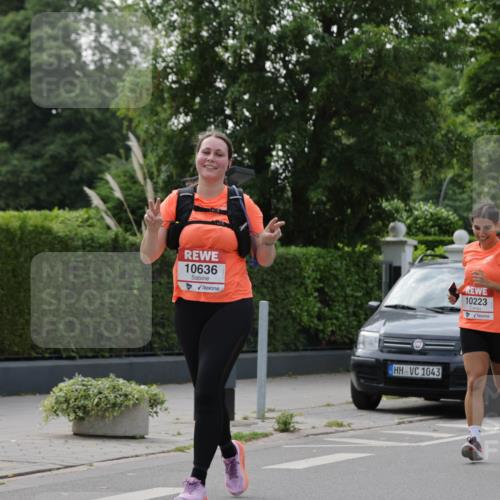 15.06.2025 - REWE Women's Run Jannik Wohlers http://msf.ph/oto/7933699 15.06.2025 08:33:57 Laufen 10636, 1043, 10223, 10873 meine-sportfotos.de