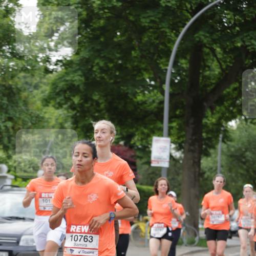 15.06.2025 - REWE Women's Run Jannik Wohlers http://msf.ph/oto/7933700 15.06.2025 08:25:23 Laufen 101, 143, 10763, 10767 meine-sportfotos.de