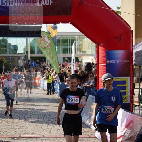 13.06.2025 - Holstenköstenlauf Felixshl http://msf.ph/oto/7933701 13.06.2025 18:03:16 Laufen 2073, 2213, 2214, 2914, 2978, 3010, 3031, 3769, 3773, 3786, 3864, 3925 meine-sportfotos.de