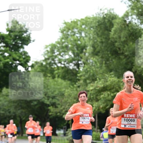 15.06.2025 - REWE Women's Run Dr. Thomas Lammeyer http://msf.ph/oto/7933733 15.06.2025 09:17:40 Laufen 10016, 10069 meine-sportfotos.de