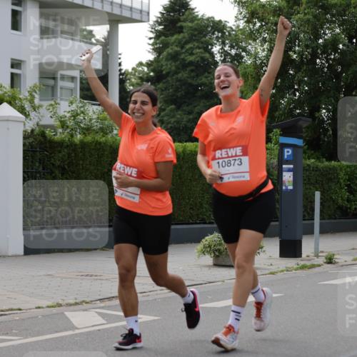 15.06.2025 - REWE Women's Run Jannik Wohlers http://msf.ph/oto/7933785 15.06.2025 08:34:00 Laufen 10873, 1043 meine-sportfotos.de