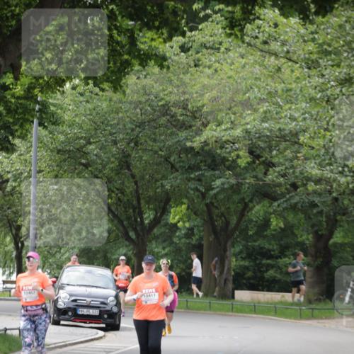 15.06.2025 - REWE Women's Run Jannik Wohlers http://msf.ph/oto/7933825 15.06.2025 08:34:11 Laufen 10411, 131 meine-sportfotos.de