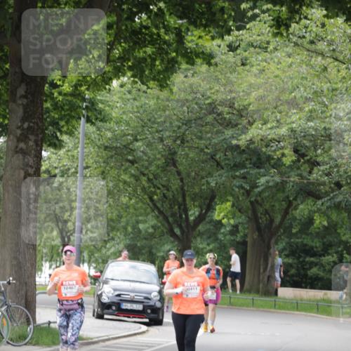 15.06.2025 - REWE Women's Run Jannik Wohlers http://msf.ph/oto/7933839 15.06.2025 08:34:12 Laufen 10467, 133, 0411 meine-sportfotos.de