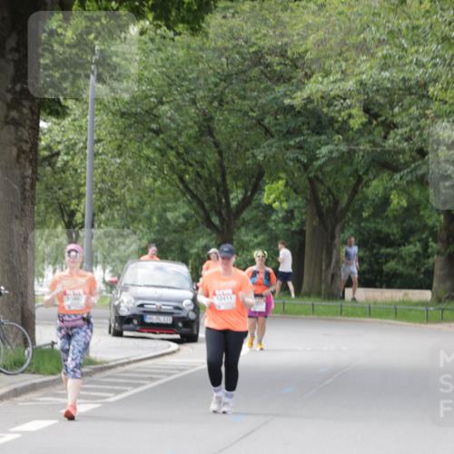 15.06.2025 - REWE Women's Run Jannik Wohlers http://msf.ph/oto/7933851 15.06.2025 08:34:12 Laufen 10467 meine-sportfotos.de