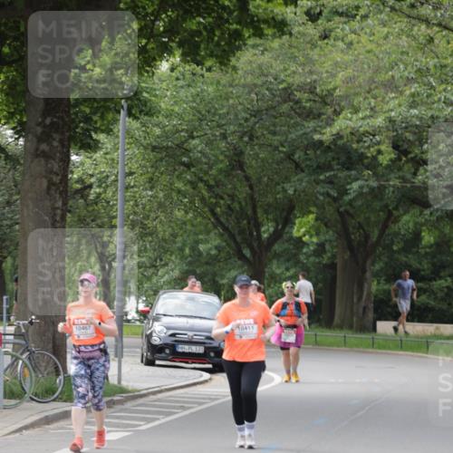 15.06.2025 - REWE Women's Run Jannik Wohlers http://msf.ph/oto/7933883 15.06.2025 08:34:12 Laufen 10411 meine-sportfotos.de
