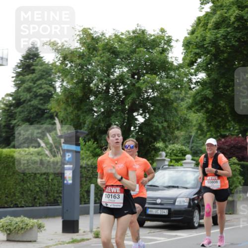15.06.2025 - REWE Women's Run Jannik Wohlers http://msf.ph/oto/7933955 15.06.2025 08:25:29 Laufen 10163, 1043, 10808 meine-sportfotos.de