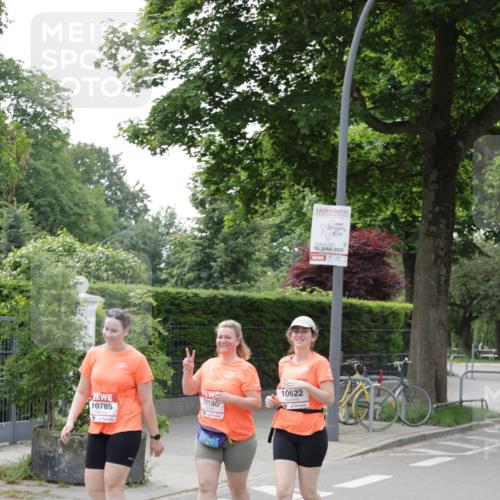 15.06.2025 - REWE Women's Run Jannik Wohlers http://msf.ph/oto/7933959 15.06.2025 08:34:35 Laufen 10785, 10180, 10622, 15, 2025 meine-sportfotos.de