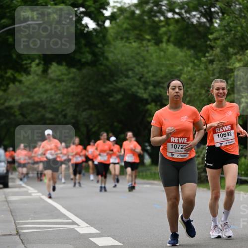 15.06.2025 - REWE Women's Run Dr. Thomas Lammeyer http://msf.ph/oto/7933974 15.06.2025 09:17:54 Laufen 10642, 10722 meine-sportfotos.de