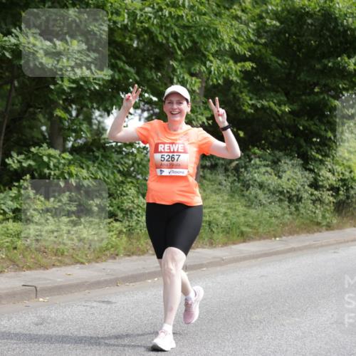 15.06.2025 - REWE Women's Run Jannik Wohlers http://msf.ph/oto/7934015 15.06.2025 10:12:02 Laufen 5267 meine-sportfotos.de