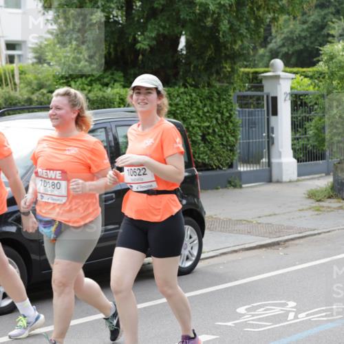 15.06.2025 - REWE Women's Run Jannik Wohlers http://msf.ph/oto/7934021 15.06.2025 08:34:38 Laufen 10785, 10180, 10622 meine-sportfotos.de