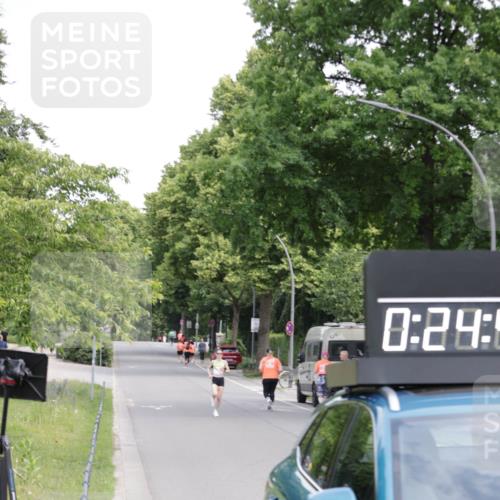 15.06.2025 - REWE Women's Run Jannik Wohlers http://msf.ph/oto/7934042 15.06.2025 08:34:43 Laufen 0, 24, 1 meine-sportfotos.de