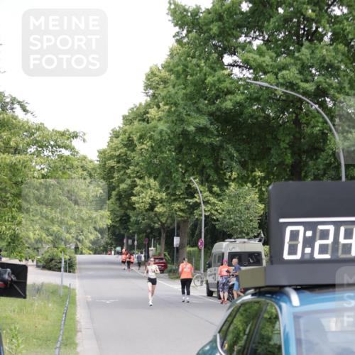 15.06.2025 - REWE Women's Run Jannik Wohlers http://msf.ph/oto/7934048 15.06.2025 08:34:43 Laufen 0, 29 meine-sportfotos.de