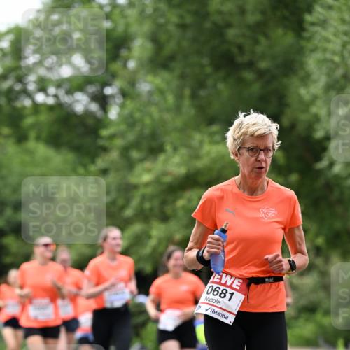 15.06.2025 - REWE Women's Run Dr. Thomas Lammeyer http://msf.ph/oto/7934050 15.06.2025 09:18:12 Laufen 0681 meine-sportfotos.de