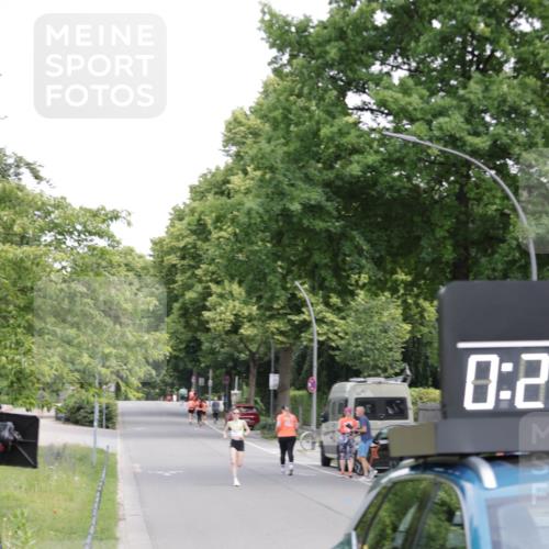 15.06.2025 - REWE Women's Run Jannik Wohlers http://msf.ph/oto/7934061 15.06.2025 08:34:43 Laufen 2, 0 meine-sportfotos.de