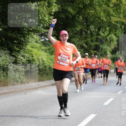 15.06.2025 - REWE Women's Run Jannik Wohlers http://msf.ph/oto/7934063 15.06.2025 10:12:04 Laufen 5200, 5509 meine-sportfotos.de