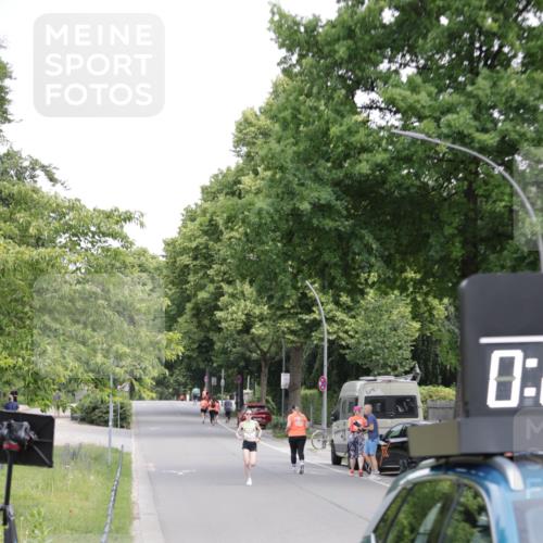 15.06.2025 - REWE Women's Run Jannik Wohlers http://msf.ph/oto/7934066 15.06.2025 08:34:43 Laufen  meine-sportfotos.de