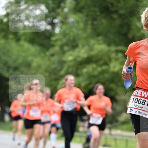 15.06.2025 - REWE Women's Run Dr. Thomas Lammeyer http://msf.ph/oto/7934071 15.06.2025 09:18:13 Laufen 140, 1068 meine-sportfotos.de