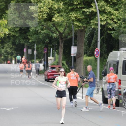 15.06.2025 - REWE Women's Run Jannik Wohlers http://msf.ph/oto/7934072 15.06.2025 08:34:44 Laufen 10094 meine-sportfotos.de