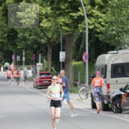 15.06.2025 - REWE Women's Run Jannik Wohlers http://msf.ph/oto/7934102 15.06.2025 08:34:45 Laufen  meine-sportfotos.de