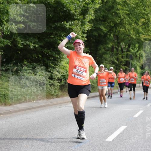 15.06.2025 - REWE Women's Run Jannik Wohlers http://msf.ph/oto/7934131 15.06.2025 10:12:05 Laufen 5200, 5509 meine-sportfotos.de