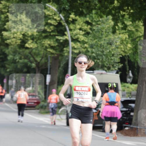 15.06.2025 - REWE Women's Run Jannik Wohlers http://msf.ph/oto/7934163 15.06.2025 08:34:48 Laufen 10094 meine-sportfotos.de