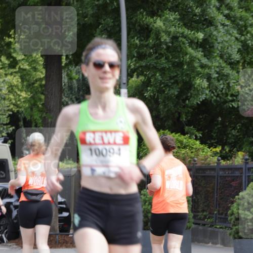 15.06.2025 - REWE Women's Run Jannik Wohlers http://msf.ph/oto/7934184 15.06.2025 08:34:49 Laufen 10094 meine-sportfotos.de