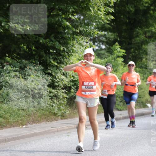 15.06.2025 - REWE Women's Run Jannik Wohlers http://msf.ph/oto/7934209 15.06.2025 10:12:07 Laufen 5509, 5181, 552, 5683 meine-sportfotos.de