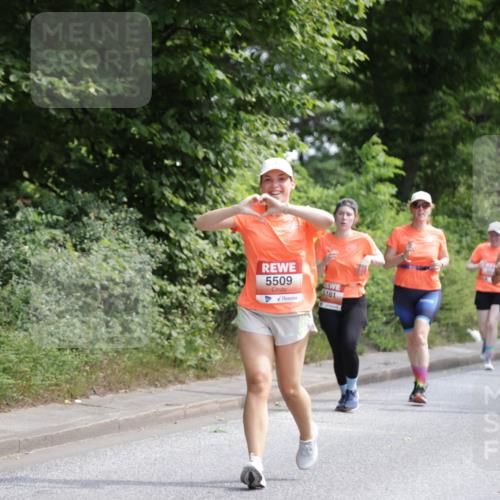 15.06.2025 - REWE Women's Run Jannik Wohlers http://msf.ph/oto/7934211 15.06.2025 10:12:07 Laufen 5509, 5181, 55, 5683 meine-sportfotos.de