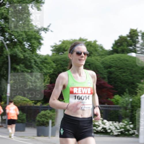 15.06.2025 - REWE Women's Run Jannik Wohlers http://msf.ph/oto/7934244 15.06.2025 08:34:50 Laufen 10094 meine-sportfotos.de
