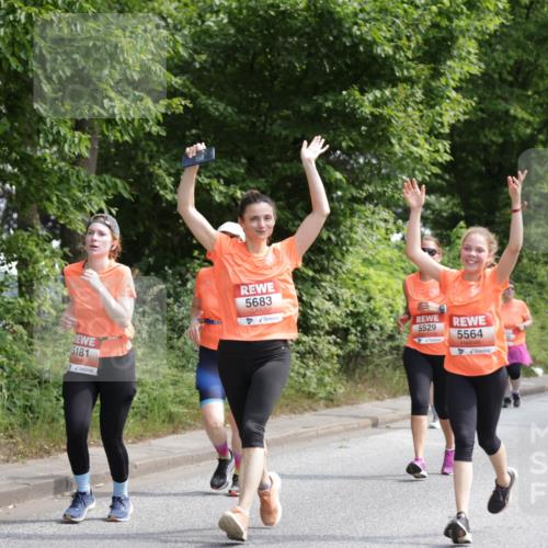 15.06.2025 - REWE Women's Run Jannik Wohlers http://msf.ph/oto/7934312 15.06.2025 10:12:11 Laufen 5181, 5683, 5529, 5564 meine-sportfotos.de