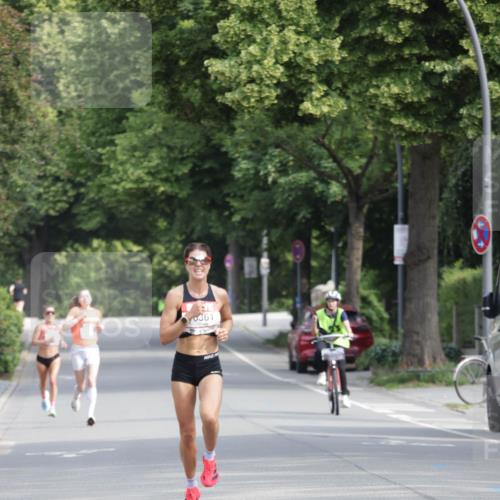 15.06.2025 - REWE Women's Run Jannik Wohlers http://msf.ph/oto/7934335 15.06.2025 08:37:43 Laufen 0361 meine-sportfotos.de