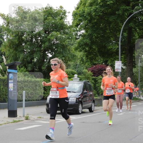 15.06.2025 - REWE Women's Run Jannik Wohlers http://msf.ph/oto/7934403 15.06.2025 08:25:38 Laufen 10241, 10272, 10733, 10319 meine-sportfotos.de