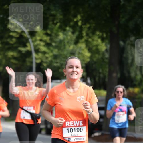 15.06.2025 - REWE Women's Run Jannik Wohlers http://msf.ph/oto/7934417 15.06.2025 09:52:10 Laufen 10190 meine-sportfotos.de