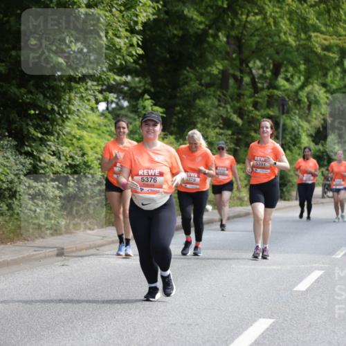 15.06.2025 - REWE Women's Run Jannik Wohlers http://msf.ph/oto/7934430 15.06.2025 10:12:18 Laufen 5026, 5391, 5376, 5379 meine-sportfotos.de