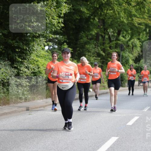 15.06.2025 - REWE Women's Run Jannik Wohlers http://msf.ph/oto/7934434 15.06.2025 10:12:18 Laufen 5026, 376, 46, 10, 5379, 5391 meine-sportfotos.de