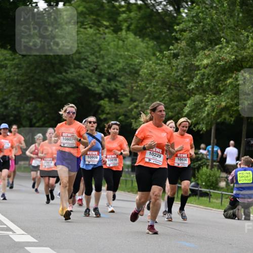 15.06.2025 - REWE Women's Run Dr. Thomas Lammeyer http://msf.ph/oto/7934457 15.06.2025 09:18:28 Laufen 10414, 10807, 10809, 10819, 10229, 10530 meine-sportfotos.de