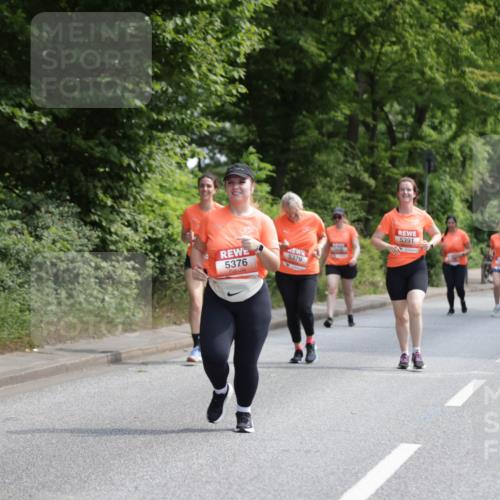 15.06.2025 - REWE Women's Run Jannik Wohlers http://msf.ph/oto/7934460 15.06.2025 10:12:18 Laufen 5026, 5376, 5379, 5391 meine-sportfotos.de