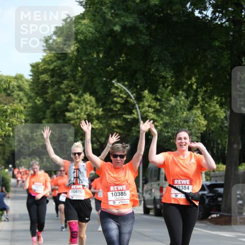 15.06.2025 - REWE Women's Run Jannik Wohlers http://msf.ph/oto/7934464 15.06.2025 09:52:11 Laufen 10018, 10810, 10385, 0384 meine-sportfotos.de