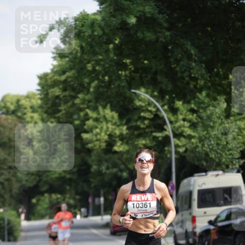 15.06.2025 - REWE Women's Run Jannik Wohlers http://msf.ph/oto/7934467 15.06.2025 08:37:47 Laufen 10361 meine-sportfotos.de