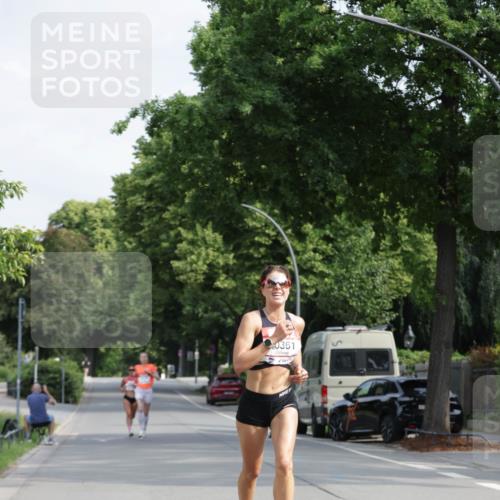 15.06.2025 - REWE Women's Run Jannik Wohlers http://msf.ph/oto/7934483 15.06.2025 08:37:47 Laufen 0361 meine-sportfotos.de